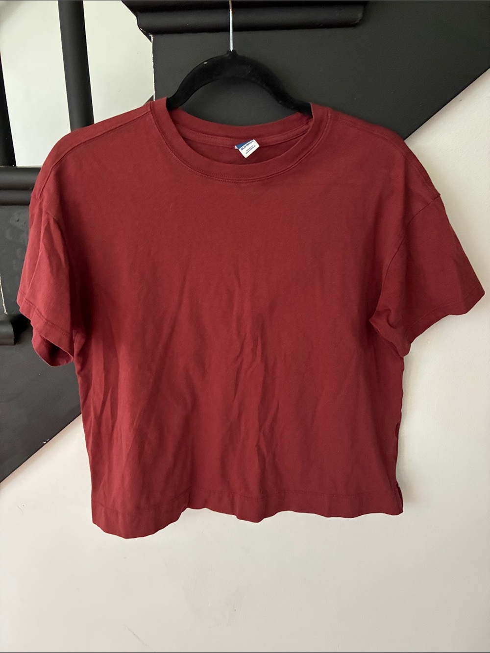 Old Navy tee shirt